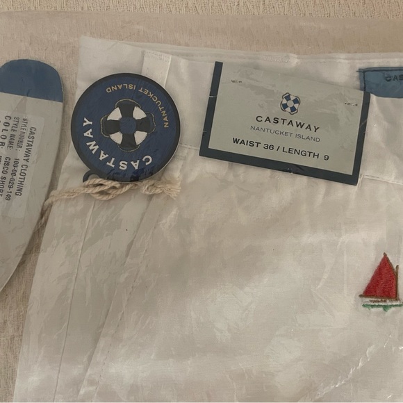 Castaway of Nantucket Embroidered Cisco Shorts. - Picture 2 of 7